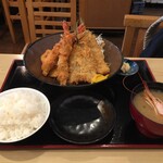 海鮮めし屋 磯人 - ミックスフライ定食