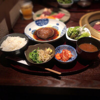 松阪苑 - 松阪苑謹製 和牛ハンバーグ
