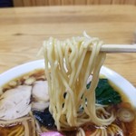 味世屋食堂 - 麺リフト