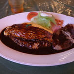 バンボシュ - ハンバーグ&オムライスのセット