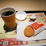 マクドナルド - 料理写真:ホットコーヒーとハッシュドポテト
