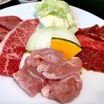 阪本焼肉店 - 