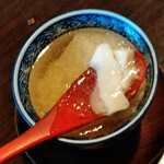 梅花亭 - 杏仁豆腐も自家製　テイクアウト用も有り