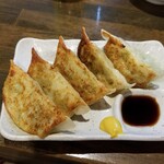 Izakaya Ageage - 焼けんちゃん餃子