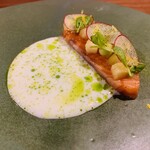 modest - バターミルクをかけていただく。