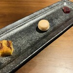 modest - 食後の焼き菓子。