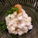 鮨匠 のむら - (08)真鱈の白子とシャリの炙りリゾット
      白子とシャリの両方を炙っており、白子のコクのある旨みに加熱されたシャリを混ぜるとまさにリゾットで、冬を感じさせる一品です♪