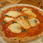 ピッツェリア ノーチェ - マルゲリータ