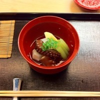 割烹 やました - 椀物（徳島産の筍・蕗・蛸・山芋）