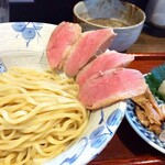 メンドコロ キナリ - Tsukemen 秋刀魚 950円 カモ胸肉 250円