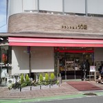 フランス菓子16区 - お店、外観。
