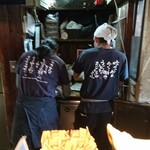 山元麺蔵 - お店のTシャツ。言葉は長バージョンと短バージョンがあります。