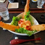 Efudainingu - 海老っくり丼