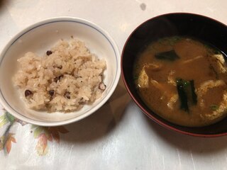 Uo sata - 赤飯とお味噌汁