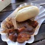 Curry am Schloss - Castle Currywurst with with bun♪