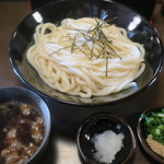 Kamaage Udon Tarou - 肉つけ麺