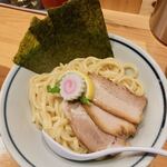 蕾 - 料理写真:特製煮干しつけ麺 1,180円
熱盛りリクエスト❤️