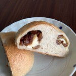 marzi-pan - 料理写真:レーズン&チーズ カット