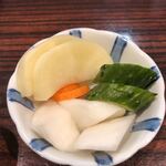 うなぎ 魚政 - つけもの
      これがあんまり美味しくない