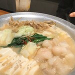 西新宿 ふじ屋 - モツ鍋(味噌) 2人前