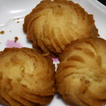 レストラン山崎 - 金胡麻と米粉のクッキー