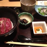 御曹司 松六家 - 牛ひつまぶし
