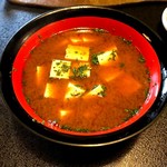 味楽寿司 - たまに寿司食うと赤だしが欲しくなります