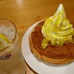 コメダ珈琲店 - レモンスカッシュと安納芋シロノワール