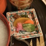 石塀小路 朝粥と出し茶漬け KOI-KOI - ●香物:お漬物盛り合わせ