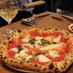 Pizzeria SOGGIORNO - マルゲリータクラシカ