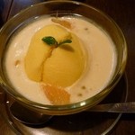 京鼎樓 - ＜2012年3月＞マンゴータピオカ　580円