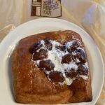 加藤仁と阿部守正の店 - 料理写真:大納言デニッシュ