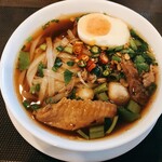 Pasak Coffee Shop（Krungsri River） - 少し足りないな～と麺取って来たけどこれ今一つｗｗ