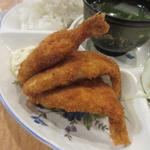 Chiyounin Kizoku - メインの魚は揚げたての白身のフライが３つのってます。