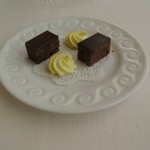 フレンチレストラン ミクニ サッポロ - プティ・フール