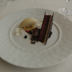フレンチレストラン ミクニ サッポロ - カシスとマロンのムース　洋梨のソルベ