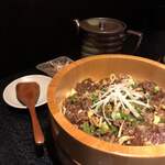 博多もつ鍋 馬肉 九州自慢 - 