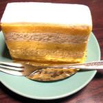 ロトス洋菓子店 - たまごのショートケーキ