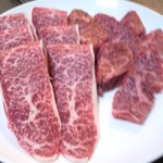 焼肉参番館 - 赤身盛り、