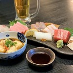 春日和 - 刺身盛り合わせと揚げ出し豆腐