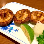 ろばた仁 - 都甲さんの椎茸焼き