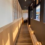 かつ満 - 連絡通路
