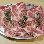 焼肉 はせ川 - イベリコ豚香草焼き