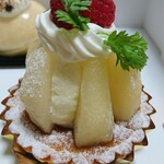 GRUN - 洋梨のタルト 453円