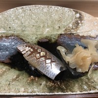 鮨 龍いち - 見た目も麗しい小肌