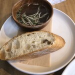 COMMON FOOD & DRINK - スープ、バケット