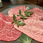 焼肉・ジンギスカン きんぐこんぐ - 