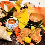 茶寮 宮坂 - 秋の彩りの美しい八寸。2人分