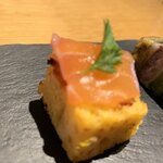 シュヴァル・ドゥ・ヒョータン - サーモンの