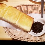 珈琲所コメダ珈琲店 - モーニングサービスのトースト&小倉あん♡